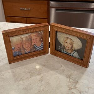 Fetco Natural Wood Double Picture Frame-Oak finish